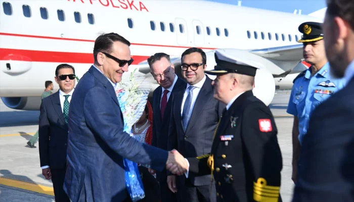 Poland DPM Sikorski in Pakistan on two-day official visit