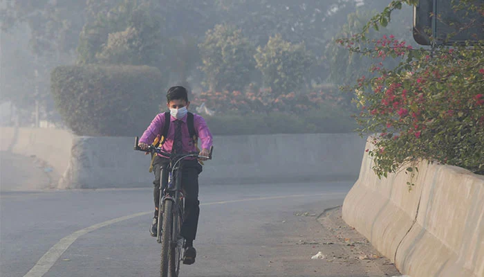 Punjab revises school timings amid worsening smog