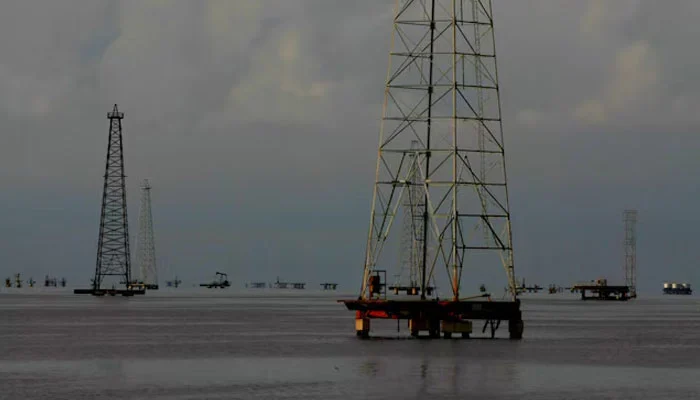 China-bound shipments at risk as Venezuela holds US oil talks