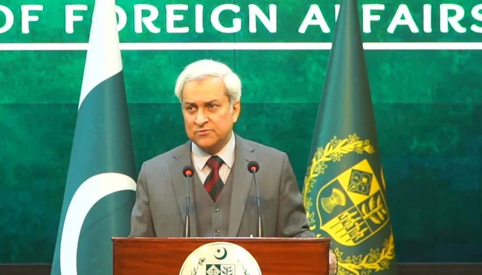 Pakistan in touch with US over suspension of immigrant visa processing: FO