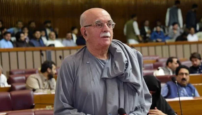Imran Khan-nominated Mahmood Achakzai notified as NA opposition leader