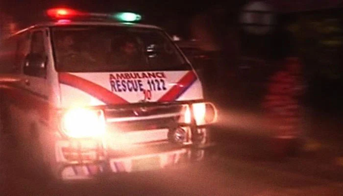 Eight killed in roadside accident near Hyderabad