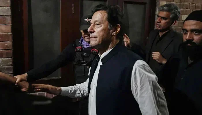 SC dismisses request for ‘immediate meeting’ with Imran Khan