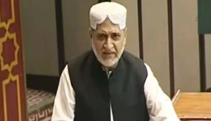 NA speaker ‘accepts’ Akhtar Mengal’s resignation