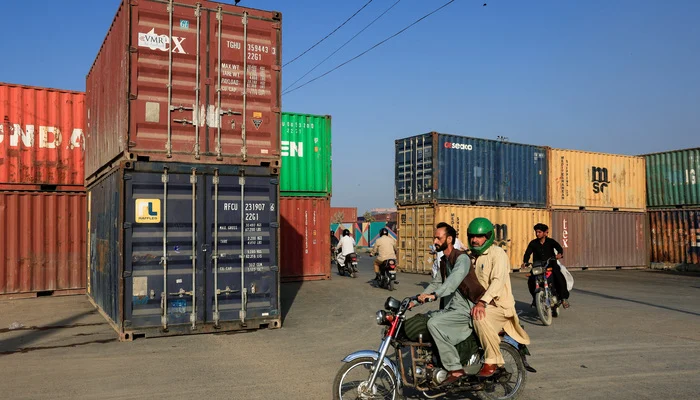 Two main Karachi thoroughfares remain shut for second day after protests against Khamenei’s assassination