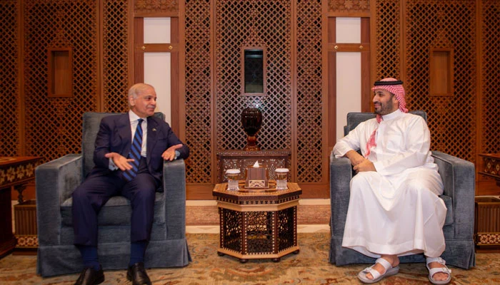 PM Shehbaz assures Saudi crown prince of firm support during challenging times