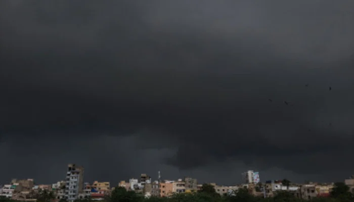 Rain expected in coming days as Karachi braces for a wet start to April