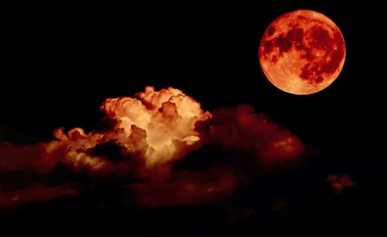 First total lunar eclipse of 2026 concludes