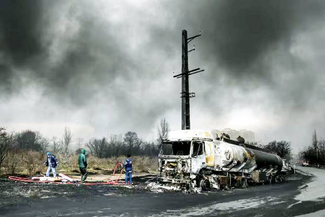 Iran nears new leader as Israeli strikes intensify