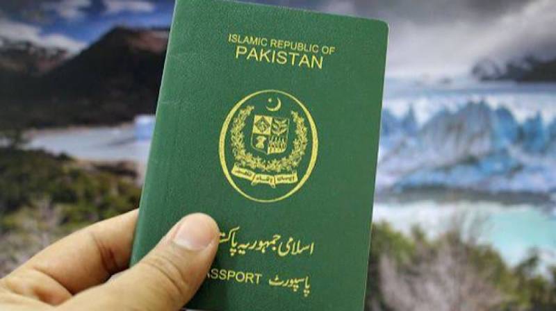 Govt shortens passport delivery time, plans cashless system