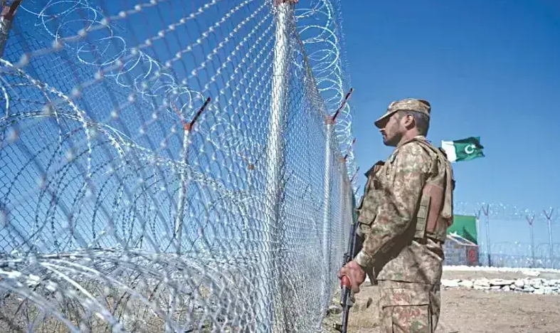 Pak Army continues Operation Ghazab lil-Haq along border