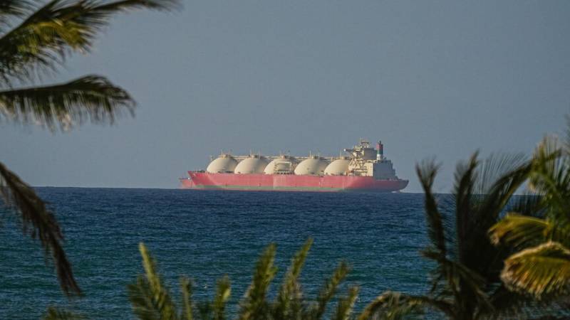 Pakistan-flagged tanker becomes 1st crude carrier to exit Hormuz with cargo since US blockade