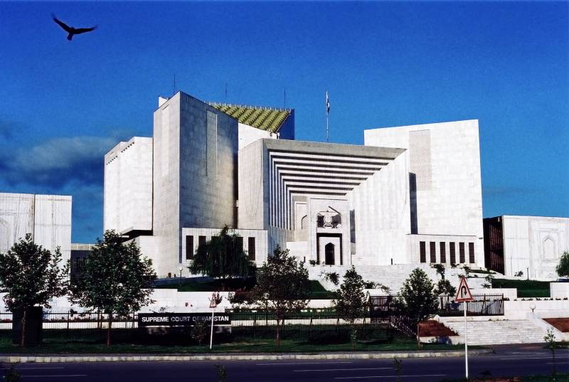 Hamid Khan moves SC against transfer of IHC judges