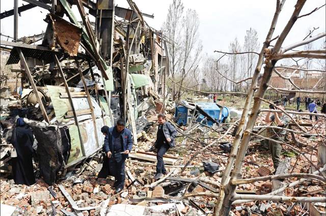 US president threatens hell if Iran doesn’t open Hormuz