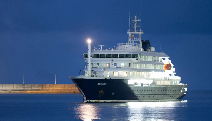 Hantavirus-hit cruise ship arrives in Spain’s Canary Islands