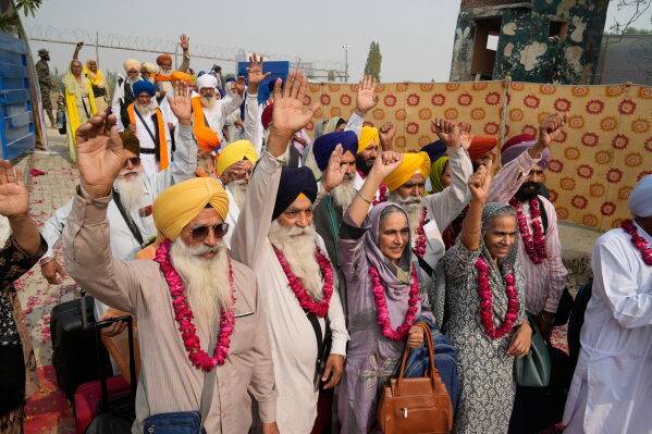 600 Sikh pilgrims arrive in Pakistan for Jore Mela commemorations