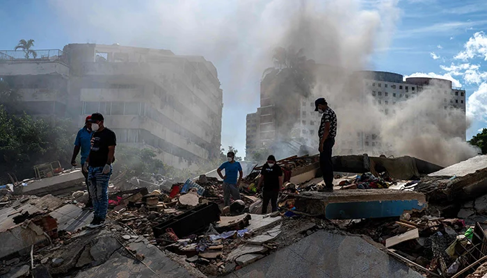 Venezuela quake death toll nears 1,500 as rescue work goes on