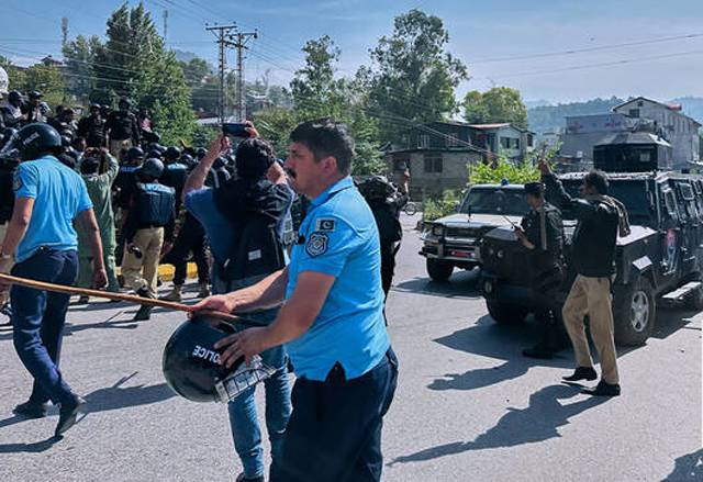 AJK Police arrest 72 as security crackdown follows JAAC ban