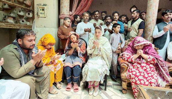 CM Maryam announces compensation for tuition centre roof collapse victim families