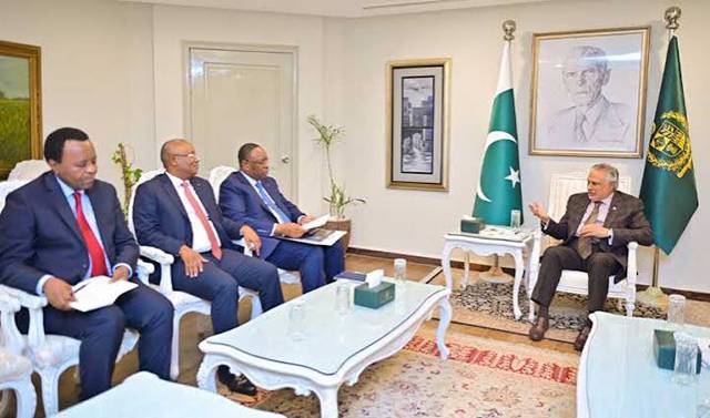Pak reaffirms support for multilateralism as UN Secretary-General candidate Macky Sall meets Ishaq Dar