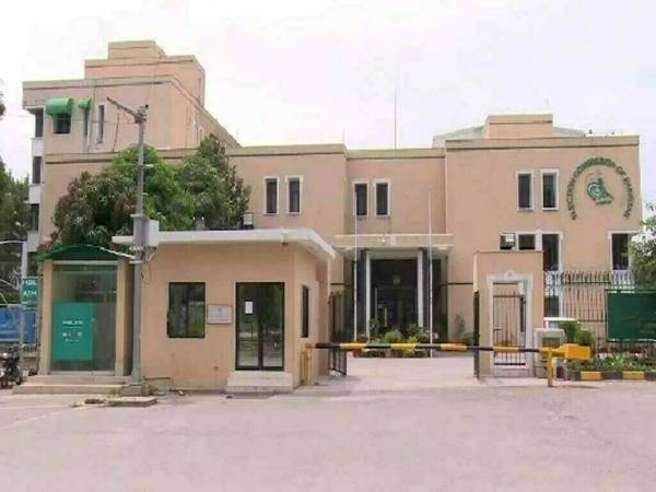 ECP says ready to conduct local govt elections in Punjab, KP