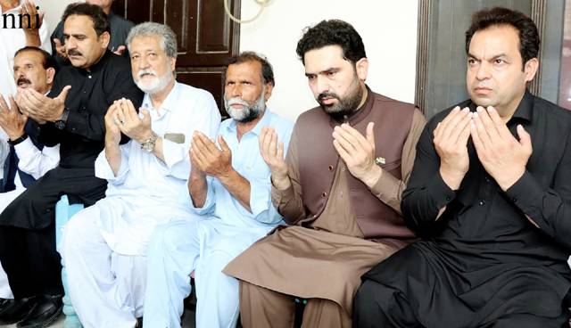 KP CM directs to intensify operations against terrorist elements