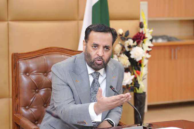 MQM-P rejects call for Mustafa Kamal’s resignation over PIMS fire