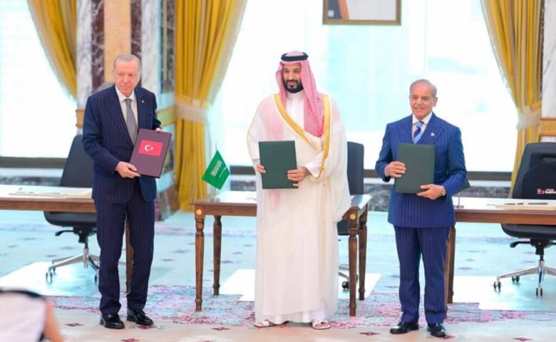 OIC welcomes Saudi Arabia, Pakistan, Turkey Defence Pact