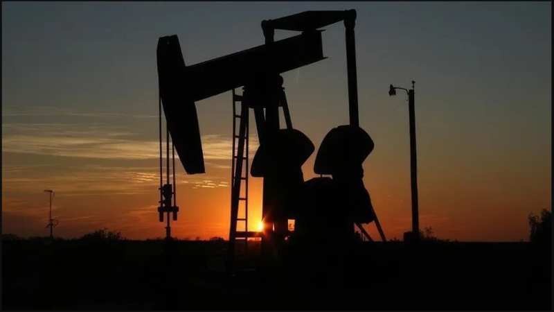Oil prices rise as Iran sets conditions for reopening Strait of Hormuz