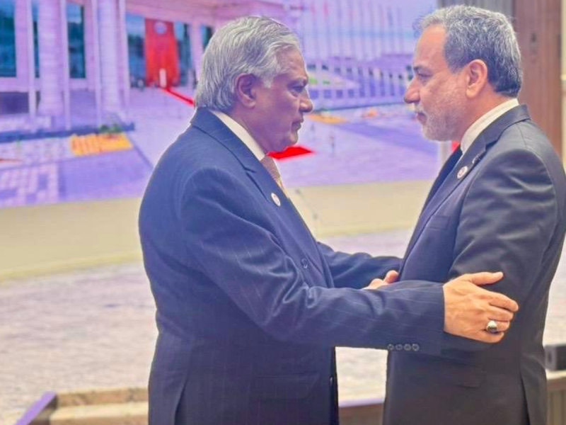 Dar, Iranian FM discuss regional developments on UNGA sidelines