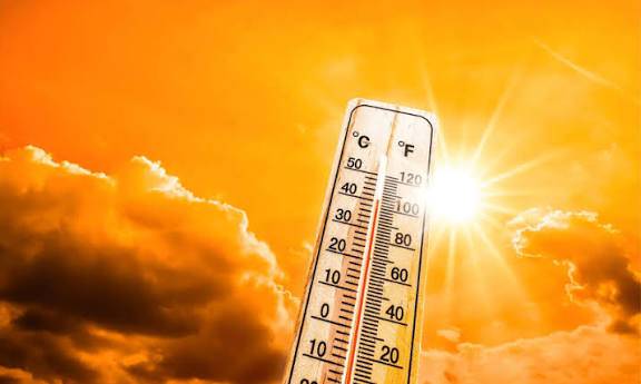 Karachi to remain hot, humid with no rain expected