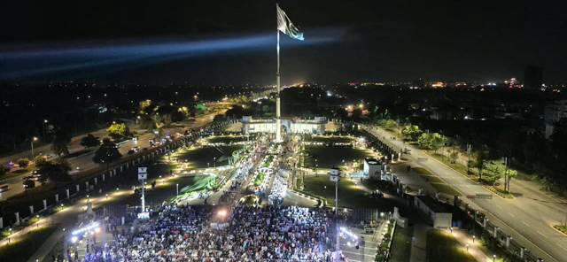 Yadgar-e-Fatah monument formally opened to public